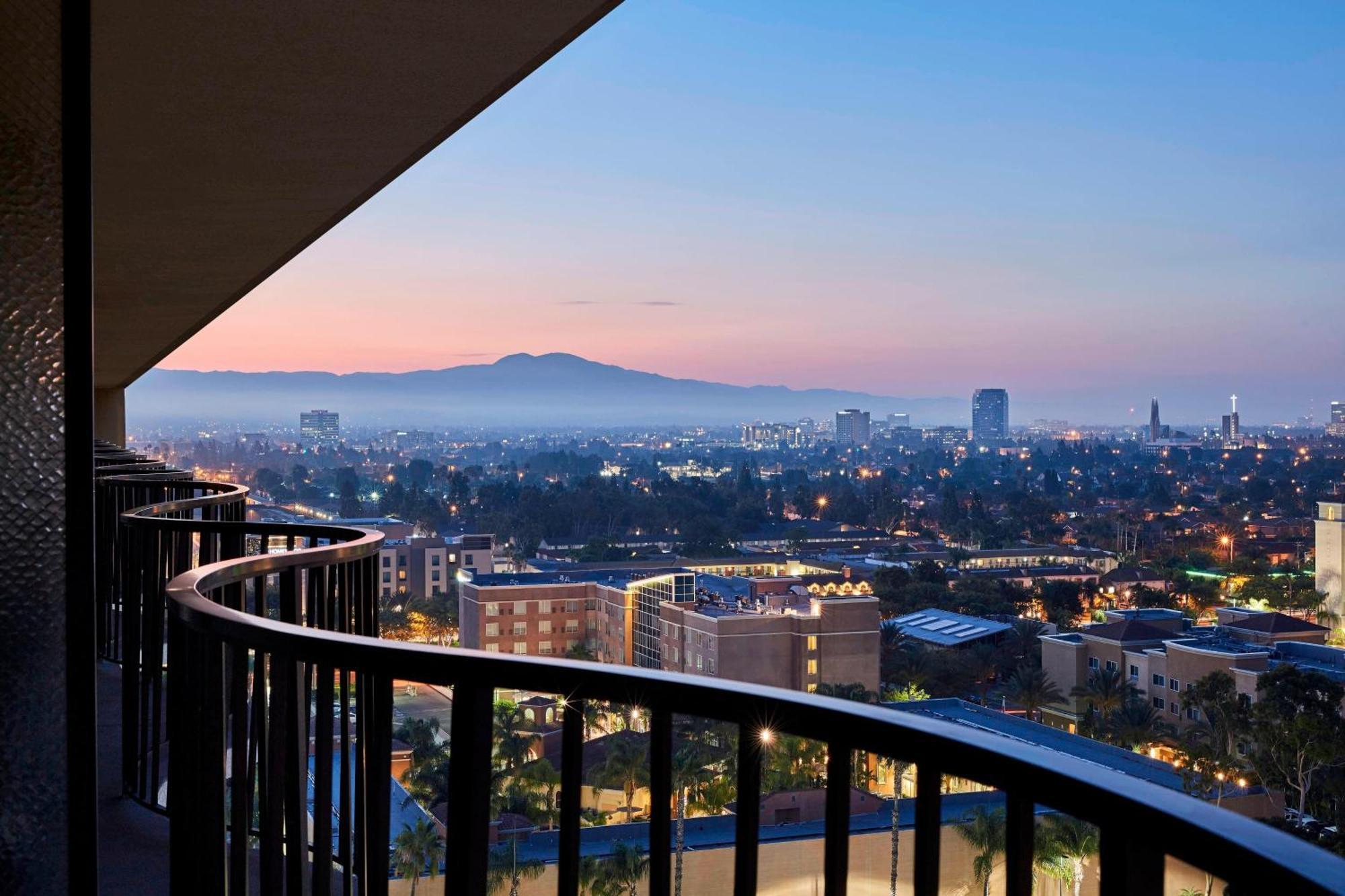 Concierge Queen Room Two Queen Beds,1643157474:JPEG