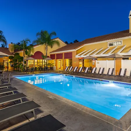 Clementine Hotel & Suites Anaheim-2